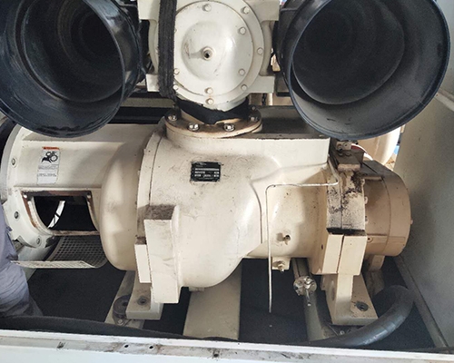 登?？諌簷C主機機頭大修